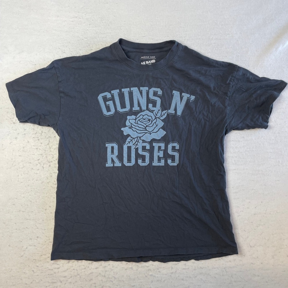 American Eagle Guns N' Roses Band Tee Medium Black Short Sleeve Rose Graphic